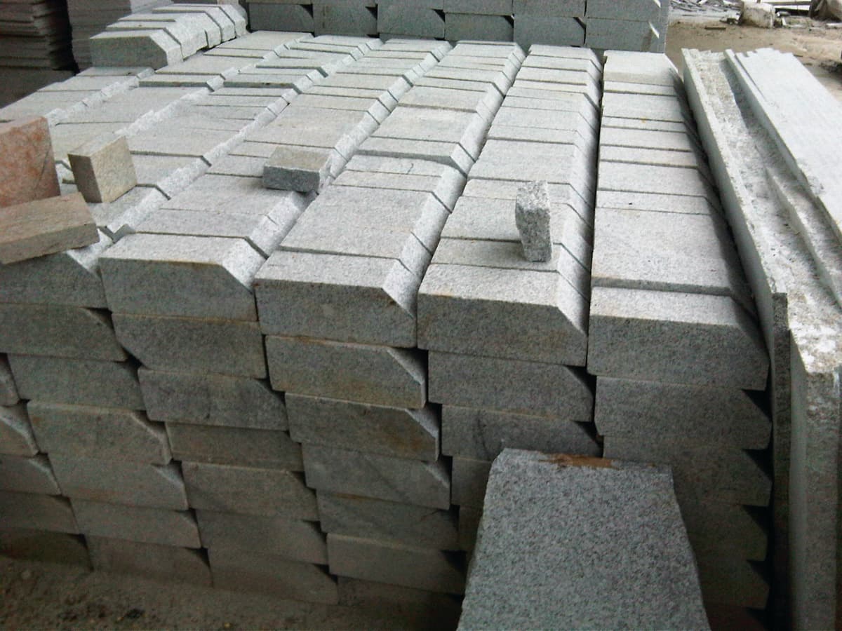 Kerb Stones Production on Bridge Cutting