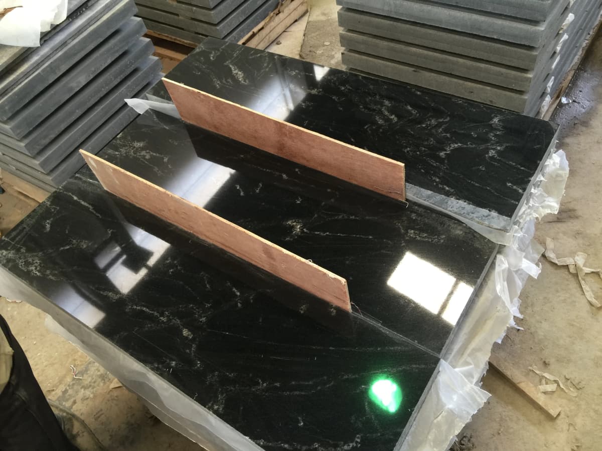 Monuments Packing In Euro Pallets